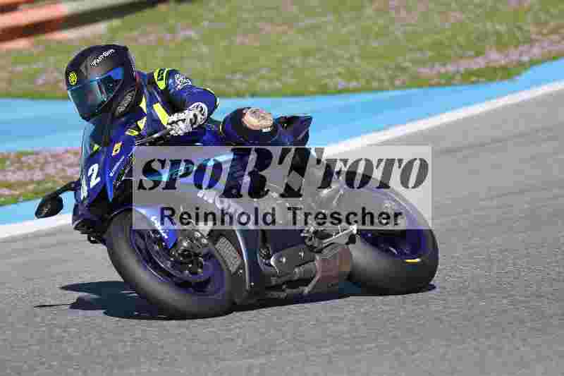 /02 28.-31.01.2025 Moto Center Thun Jerez/gruen-green/42